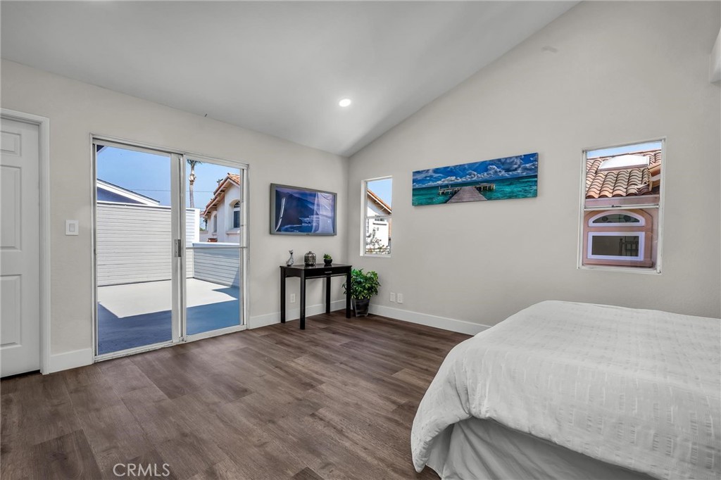 2014 Curtis, #b Property Photo 19