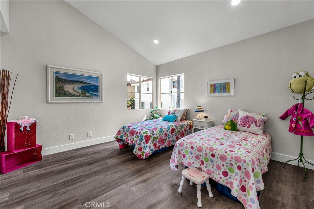 2014 Curtis, #b Property Photo 25