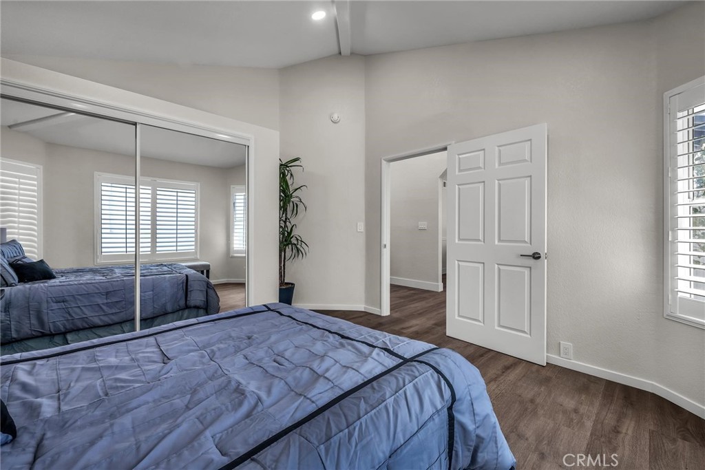 2014 Curtis, #b Property Photo 31