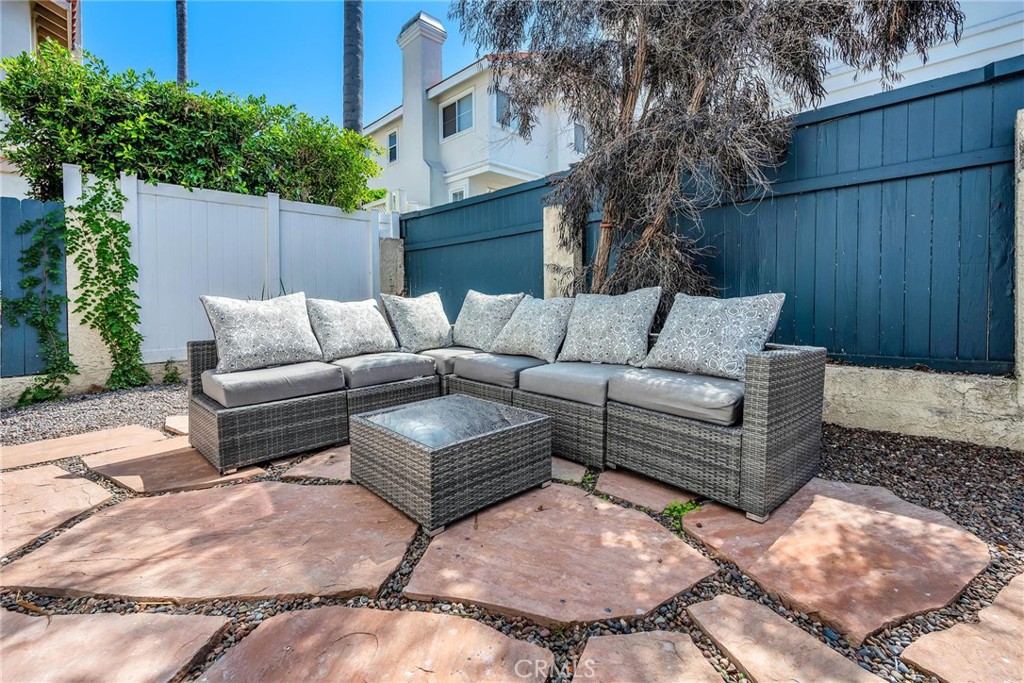 2014 Curtis, #b Property Photo 35