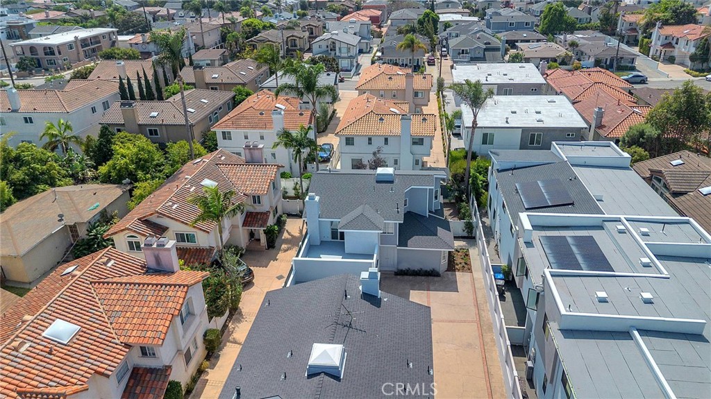 2014 Curtis, #b Property Photo 42