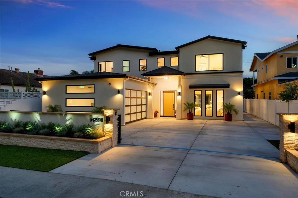 2660 Torrance Boulevard Property Photo