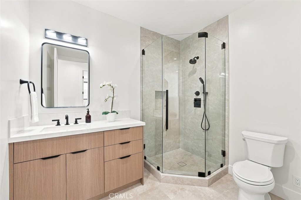 2660 Torrance Boulevard Property Photo 13