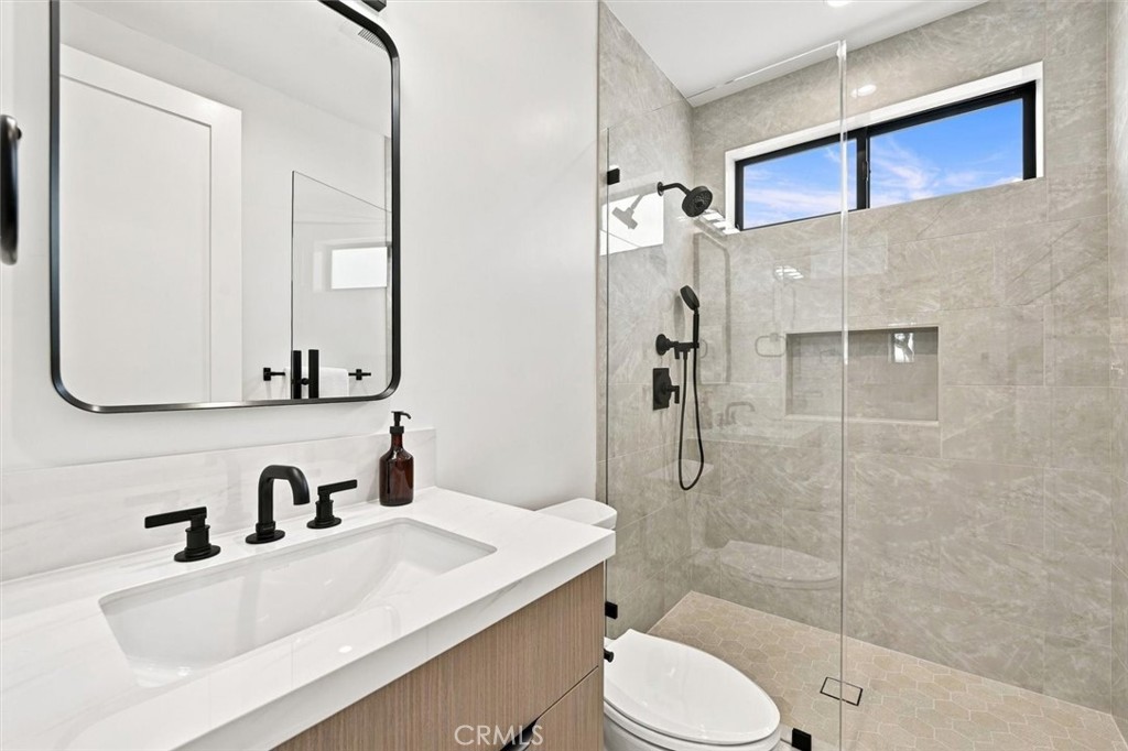 2660 Torrance Boulevard Property Photo 26