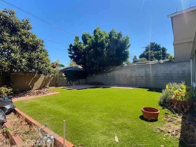 26420 Pineknoll Property Photo 16