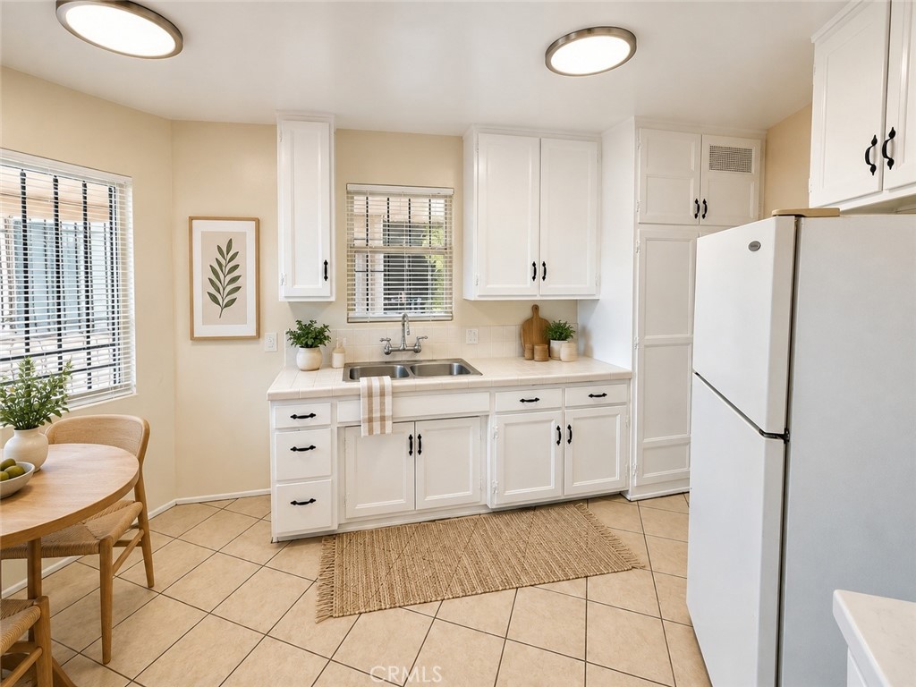10203 England Avenue Property Photo 7