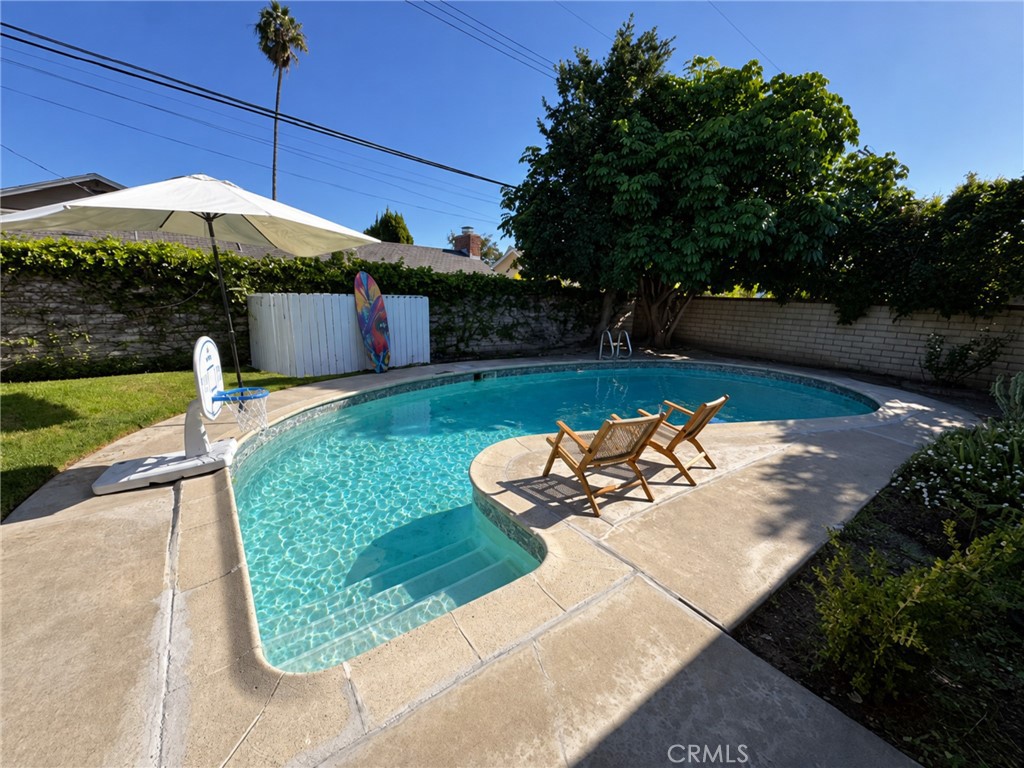 3062 Inverness Property Photo 5