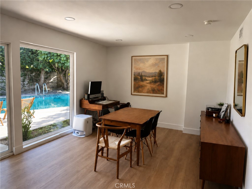 3062 Inverness Property Photo 6