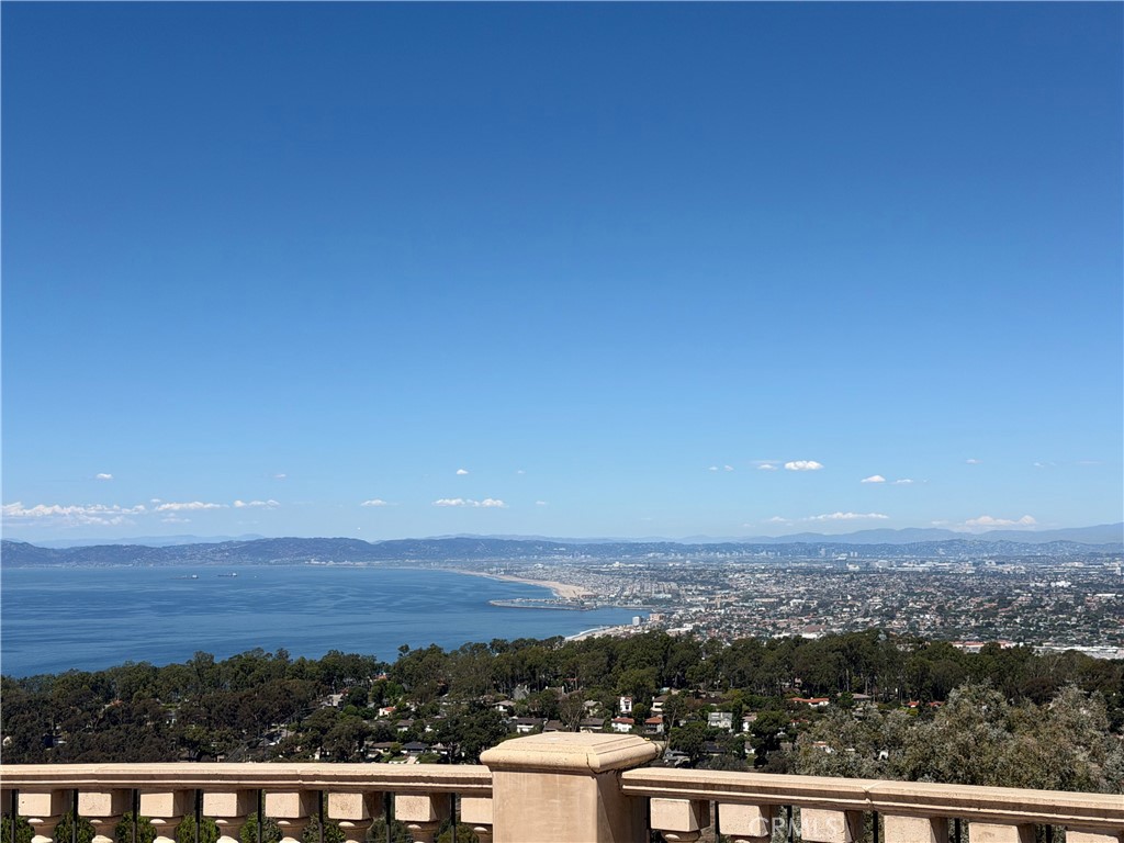 710 Via La Cuesta Property Photo 2
