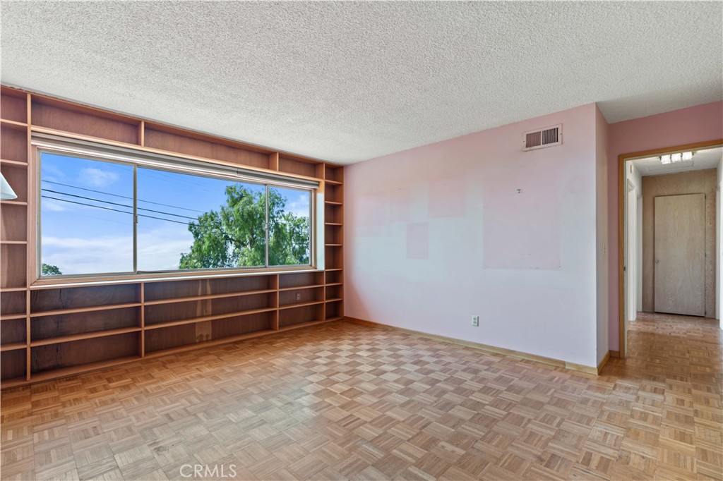 6630 Eddinghill Drive Property Photo 12