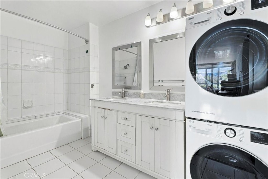 32759 Seagate Dr 103 Property Photo 12