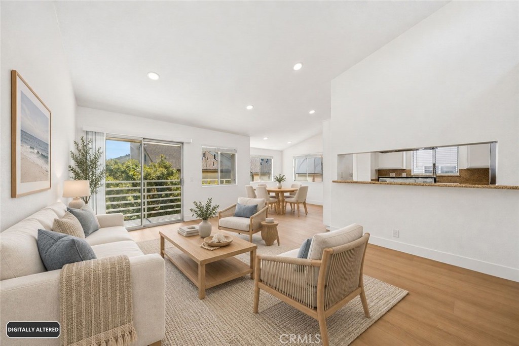 724 5th Street Property Photo 1