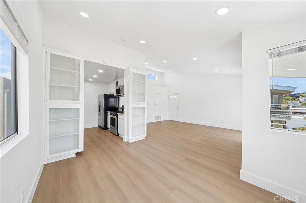 724 5th Street Property Photo 4