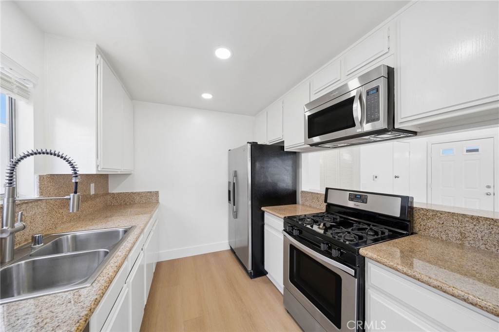 724 5th Street Property Photo 5