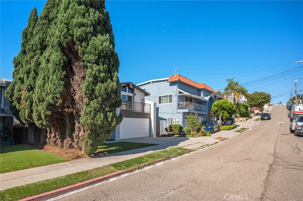 845 2nd Street Property Photo 34