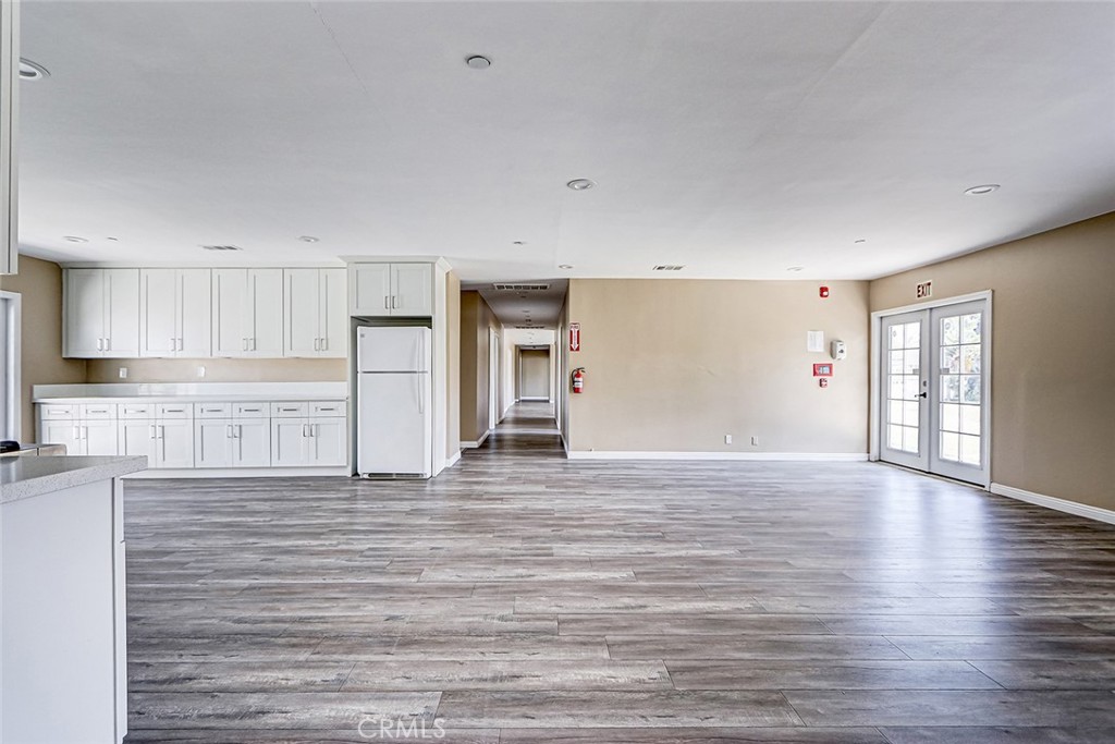 2018 E La Palma Avenue Property Photo 8