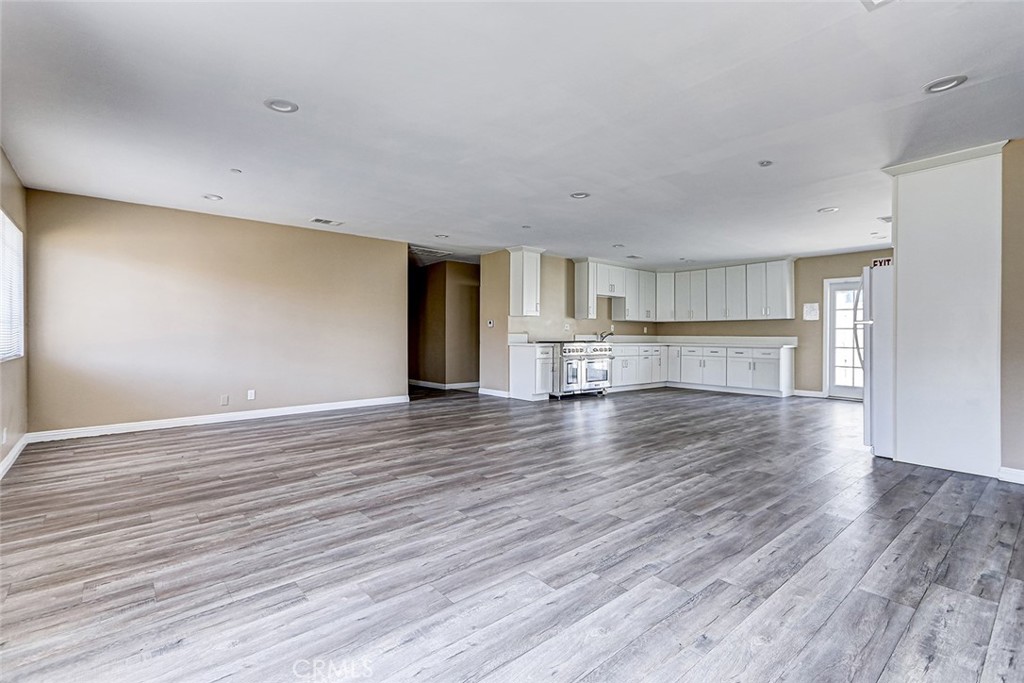 2018 E La Palma Avenue Property Photo 12