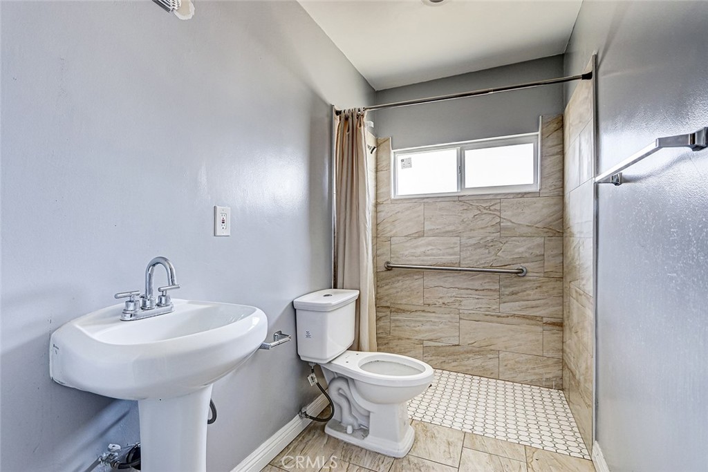 2018 E La Palma Avenue Property Photo 20