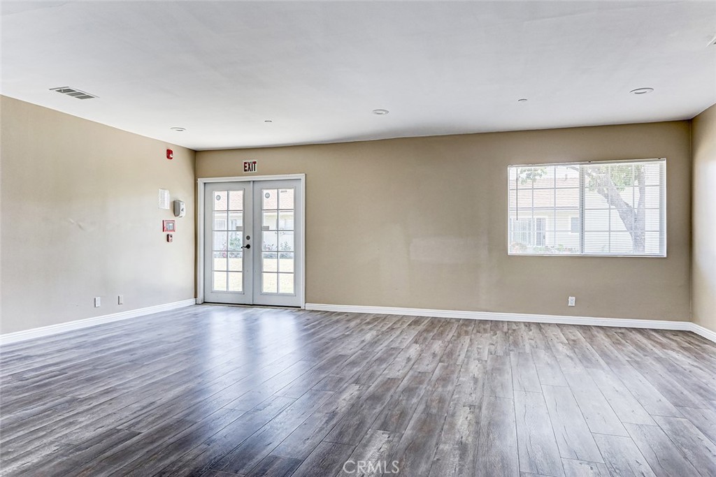 2018 E La Palma Avenue Property Photo 22