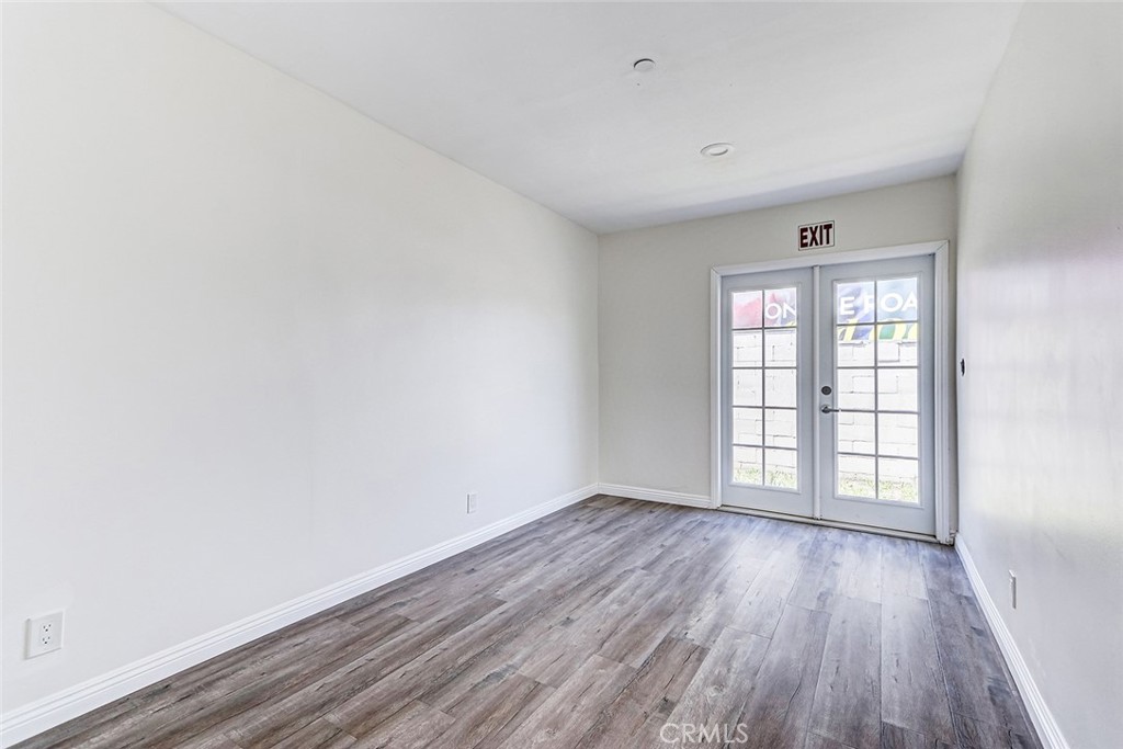 2018 E La Palma Avenue Property Photo 25