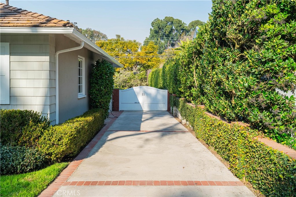 3321 Palos Verdes Drive North N Property Photo 36