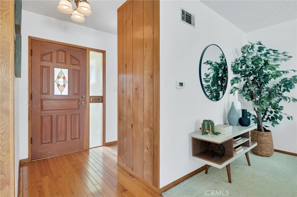2221 W 178th Street Property Photo 2