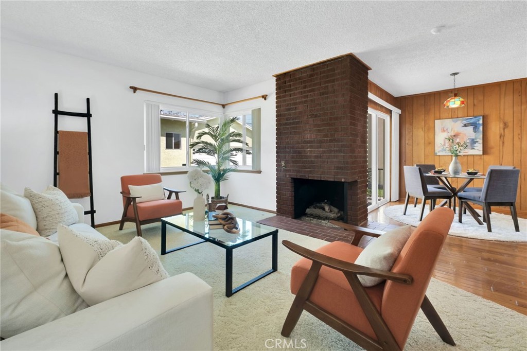 2221 W 178th Street Property Photo 4