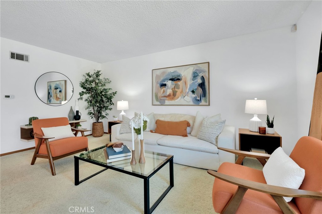 2221 W 178th Street Property Photo 5