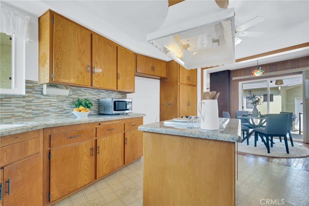 2221 W 178th Street Property Photo 13
