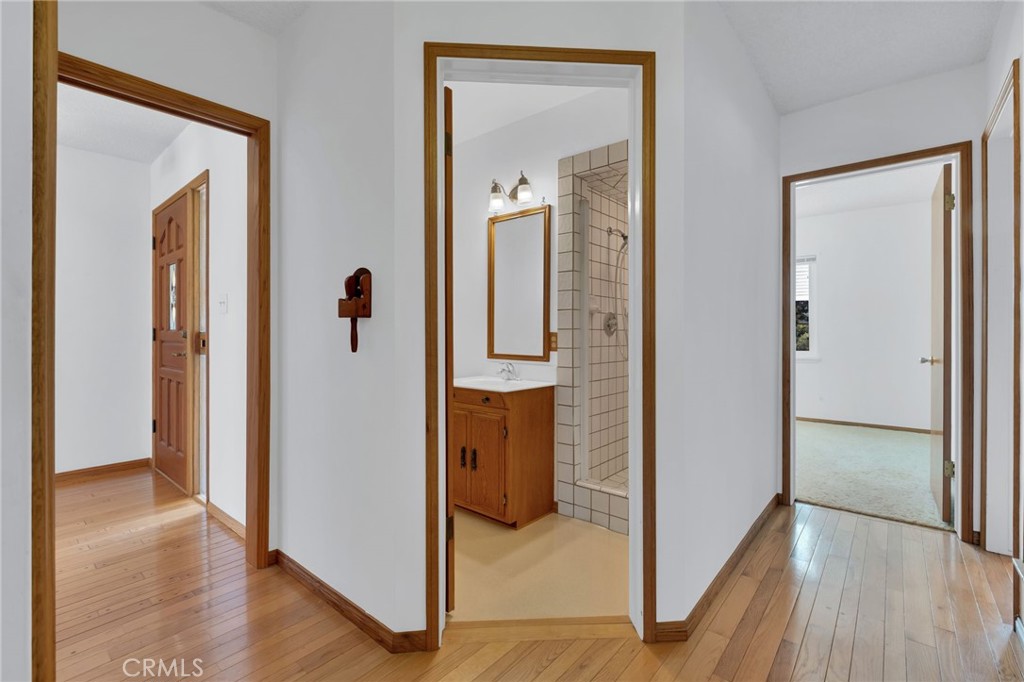 2221 W 178th Street Property Photo 16
