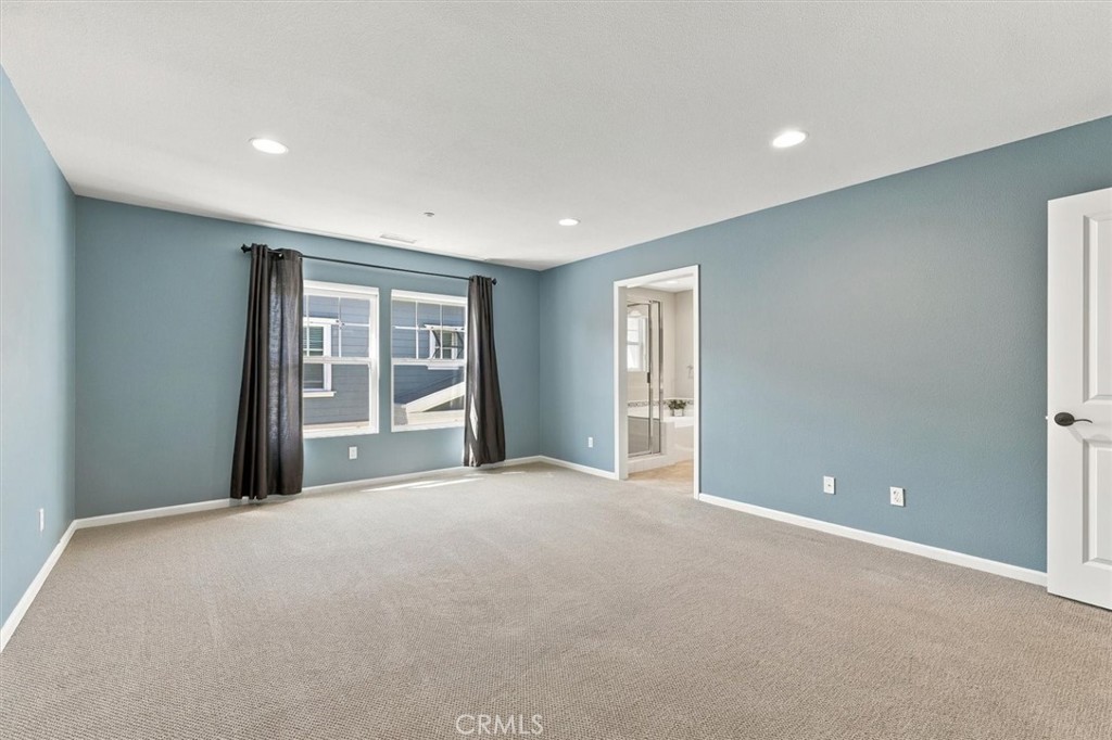 1800 Oak 515 Property Photo 24