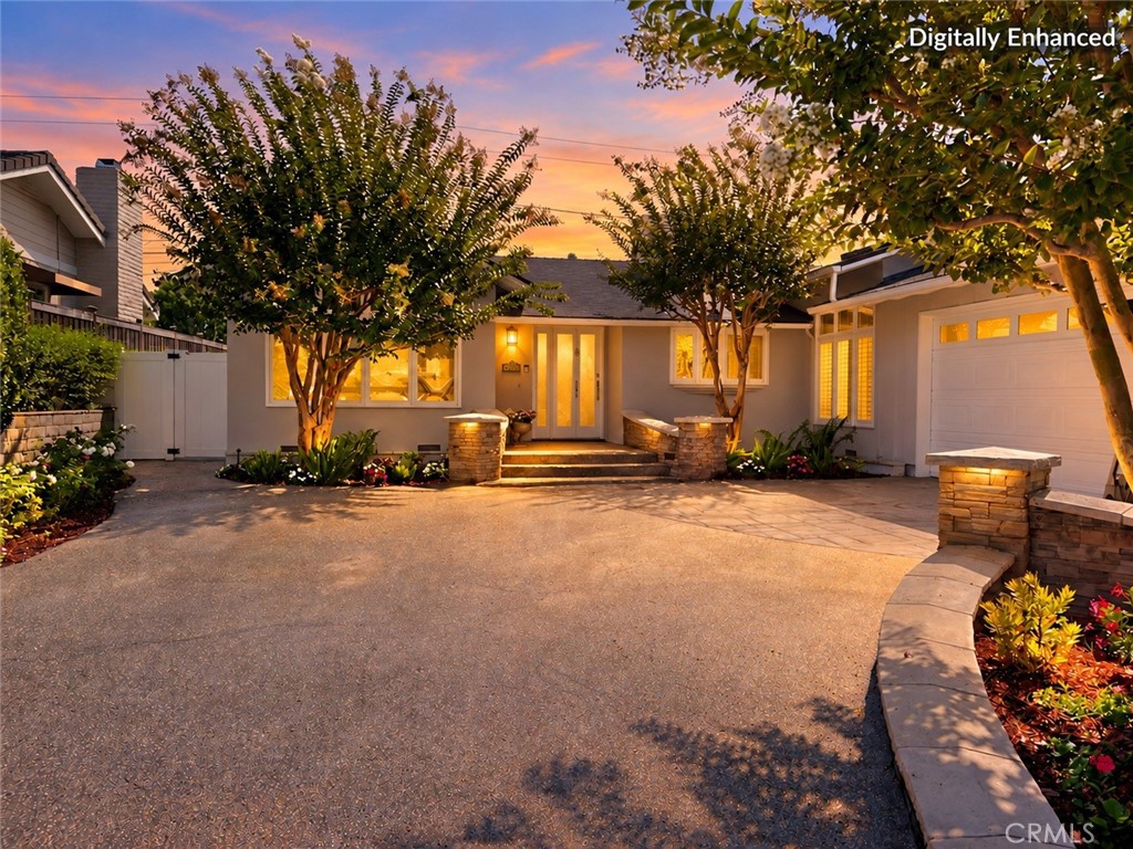 5228 Bluemound Road Property Photo 1