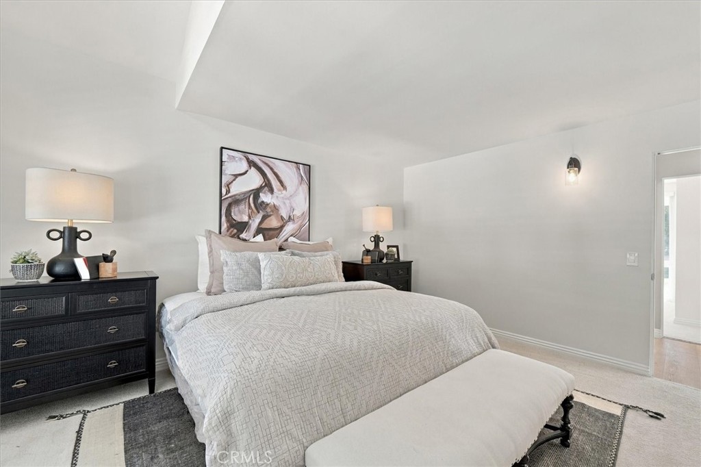 5228 Bluemound Road Property Photo 16
