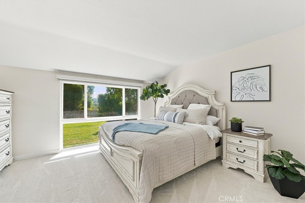 5228 Bluemound Road Property Photo 19
