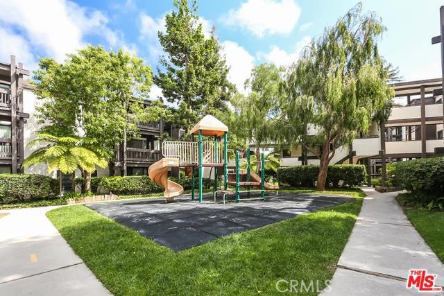 8650 Gulana Avenue #l3165 Property Photo 30