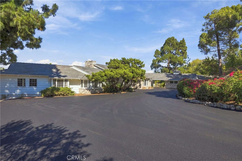 72 Saddleback Road Property Photo 2