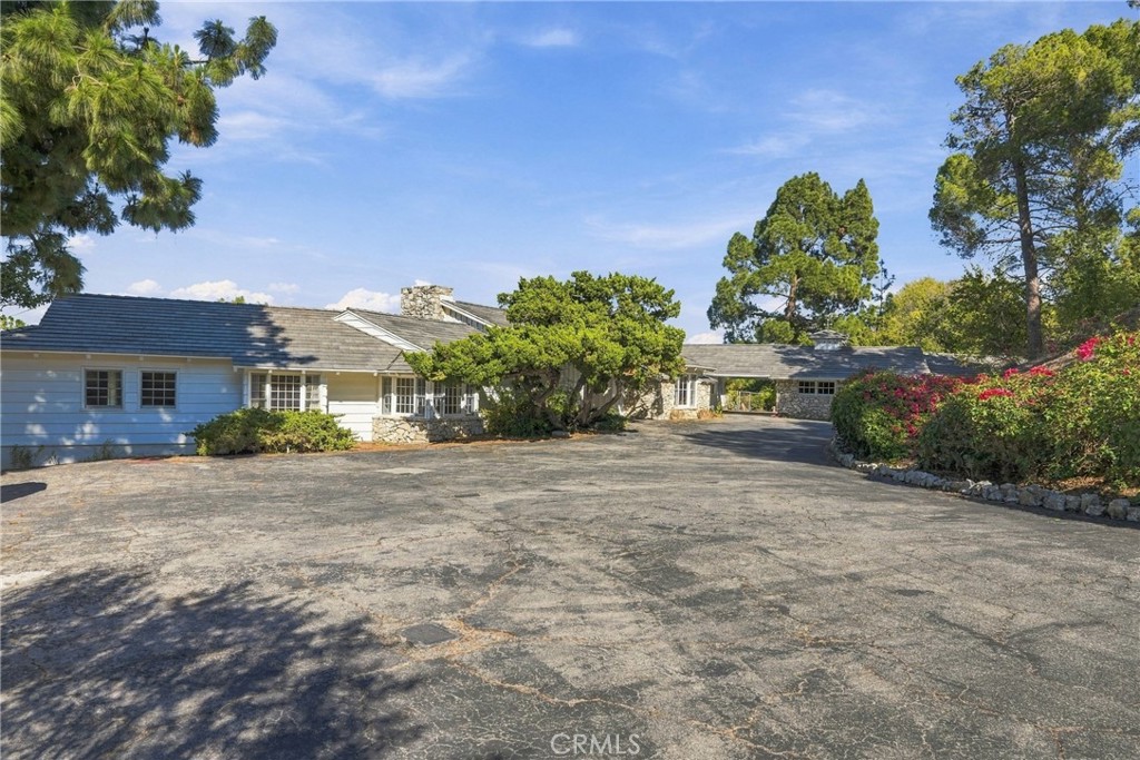 72 Saddleback Road Property Photo 3