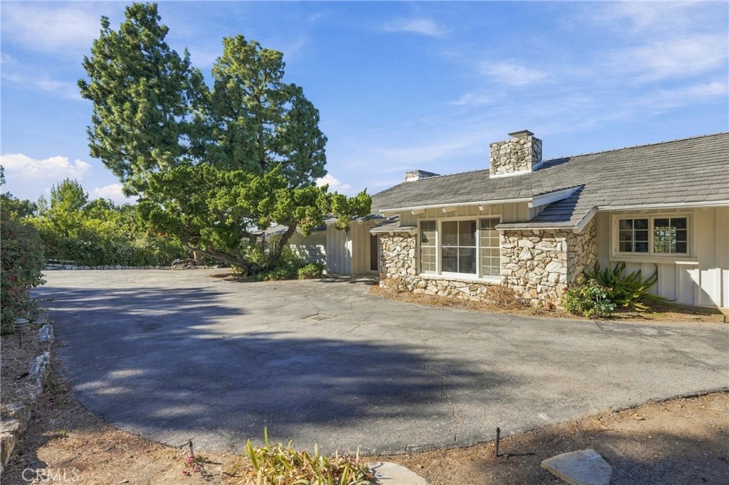 72 Saddleback Road Property Photo 4