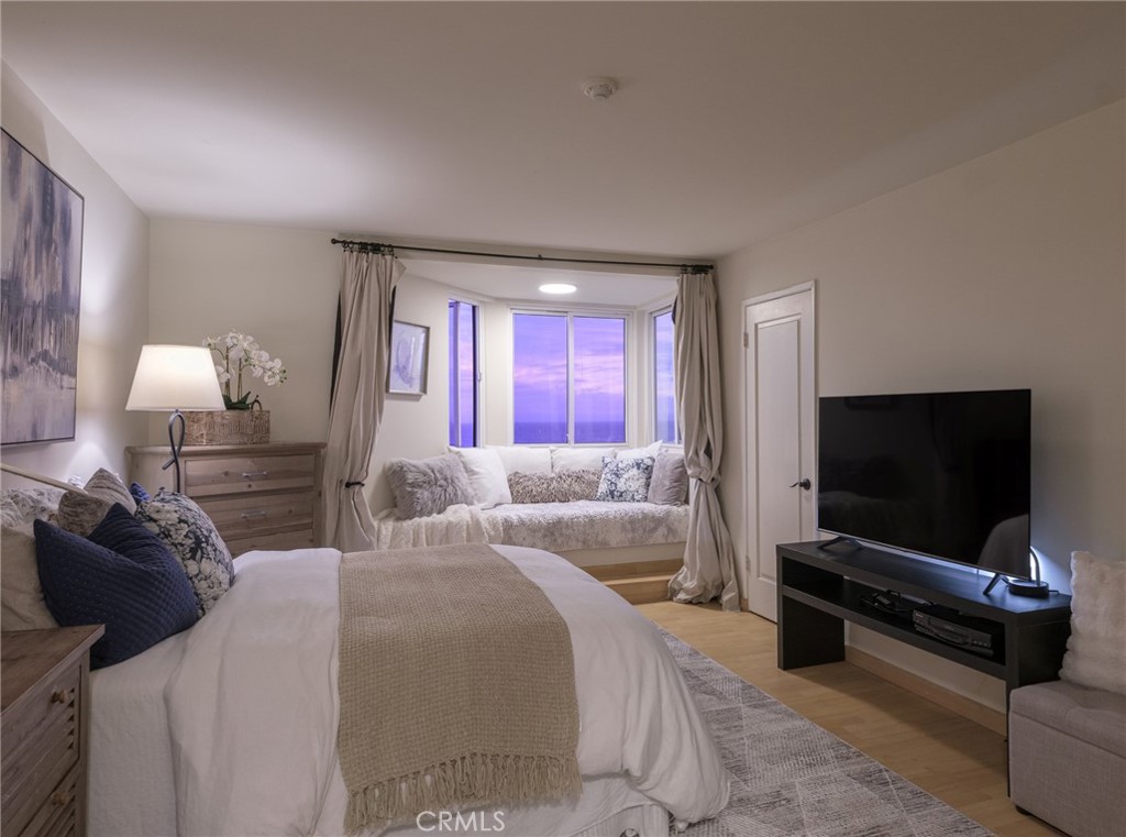 575 Esplanade 307 Property Photo 66