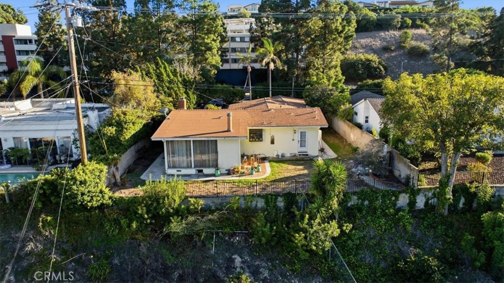 27727 Hawthorne Boulevard Property Photo 17