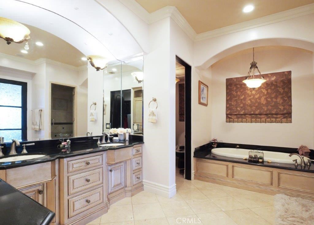 6333 Via Colinita Property Photo 36