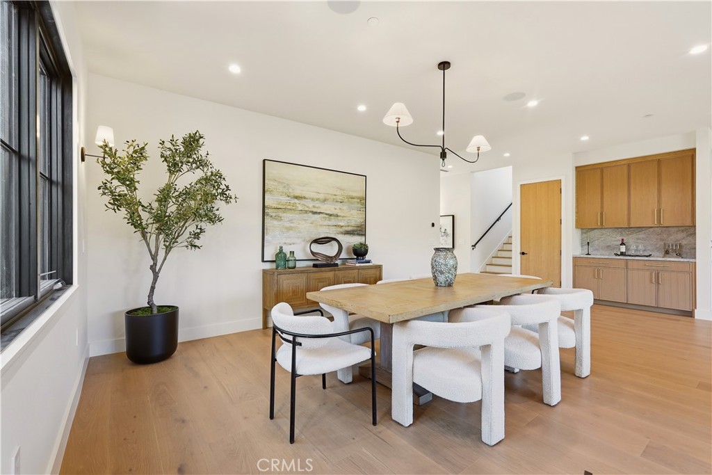 707 Wildomar Street Property Photo 6