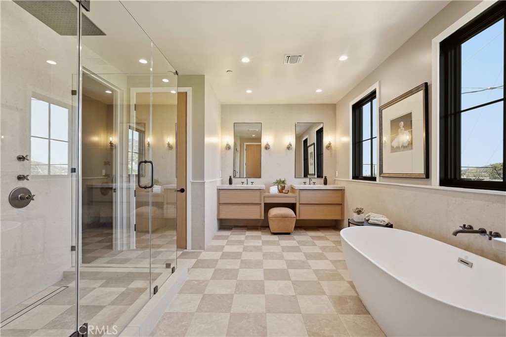 707 Wildomar Street Property Photo 14