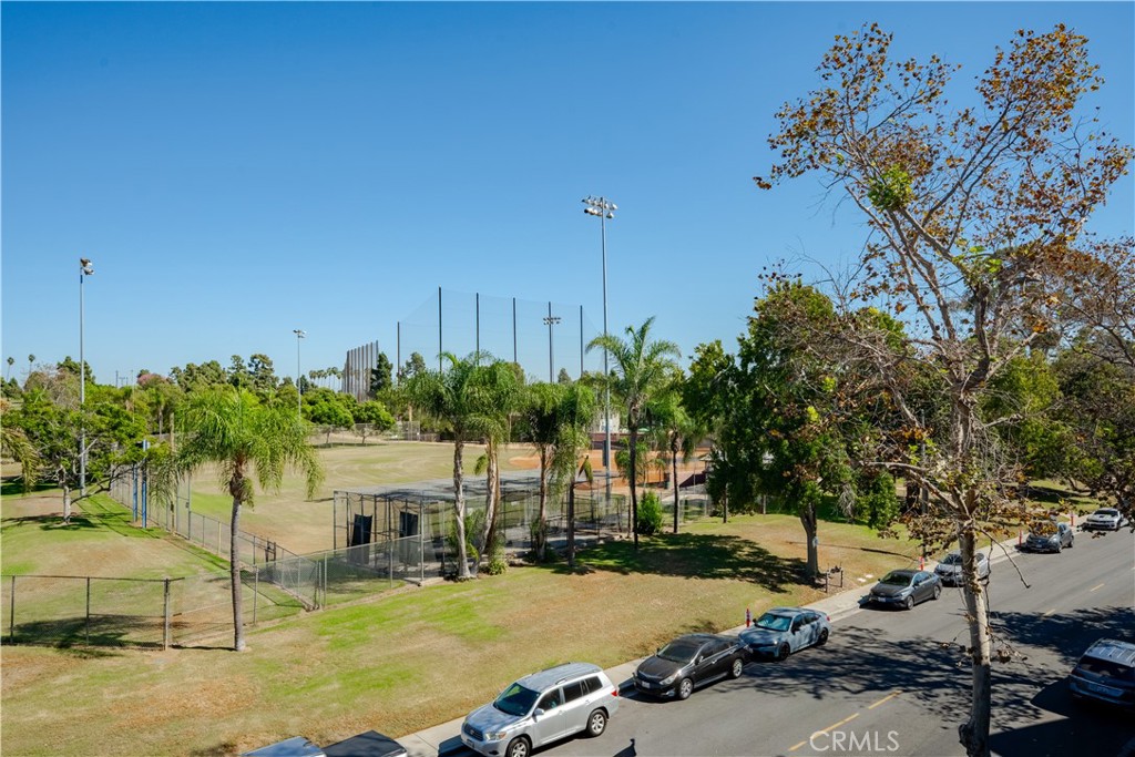 1061 Park Avenue 306 Property Photo 11