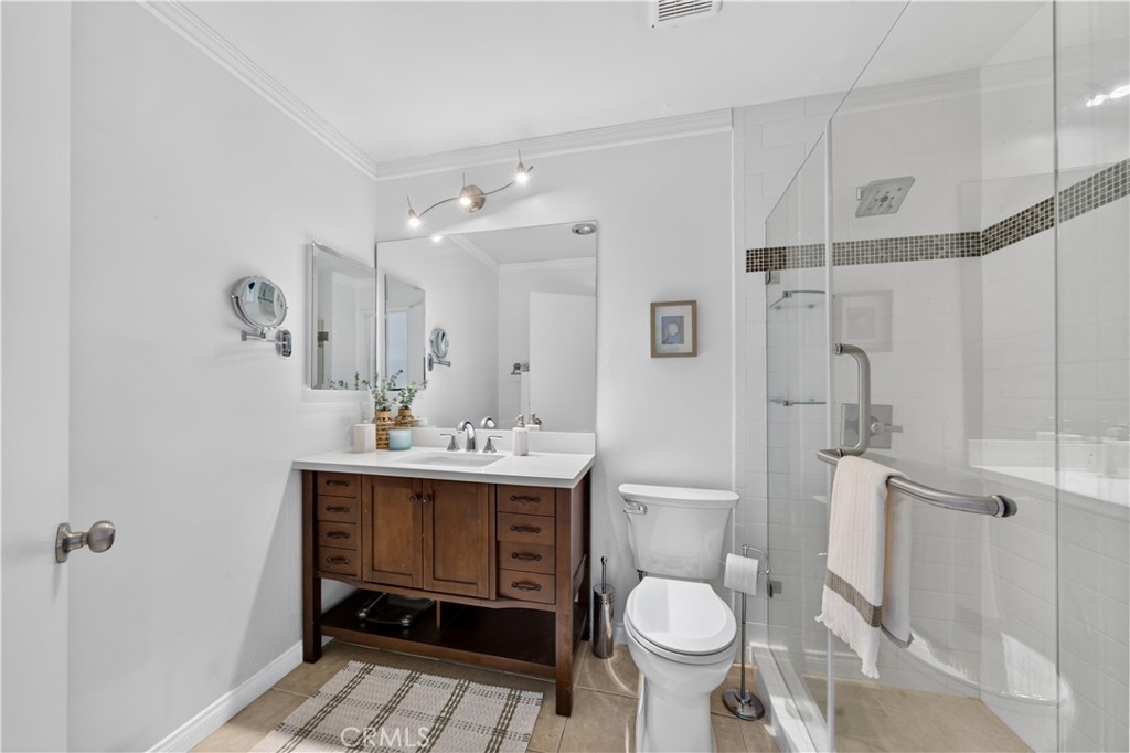 1061 Park Avenue 306 Property Photo 16