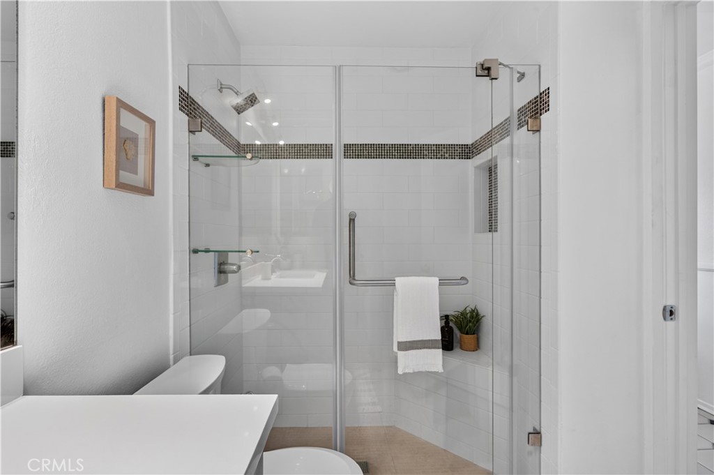 1061 Park Avenue 306 Property Photo 17