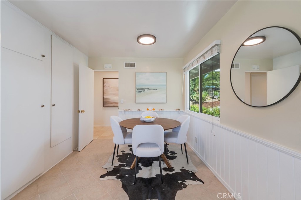 27945 Alvarez Drive Property Photo 13