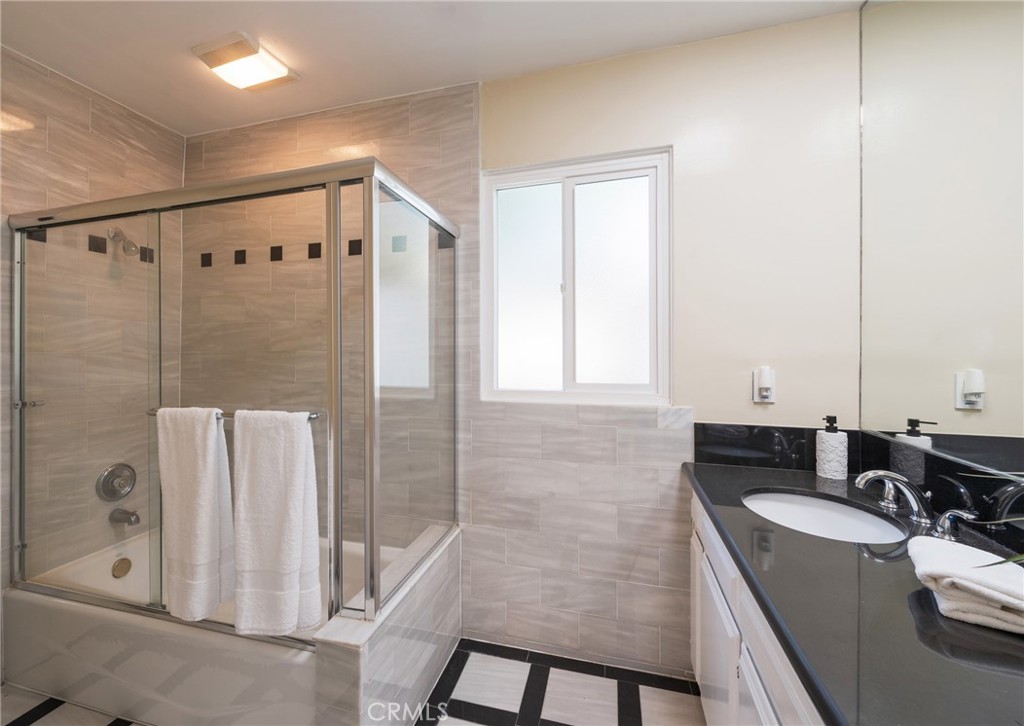 27945 Alvarez Drive Property Photo 21