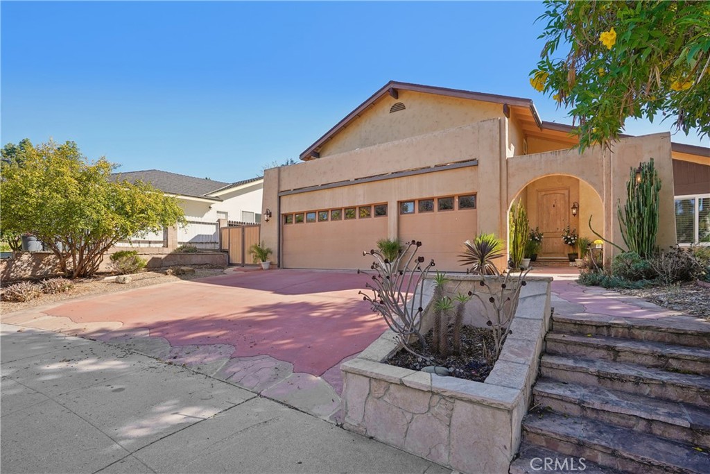 42 Kanan Road Property Photo 1