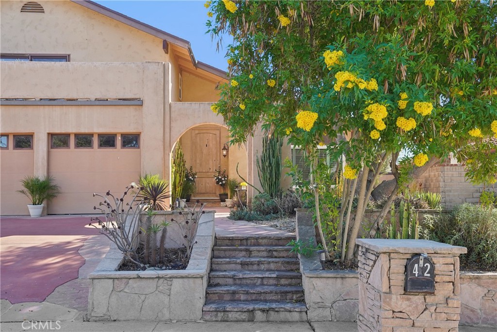 42 Kanan Road Property Photo 2